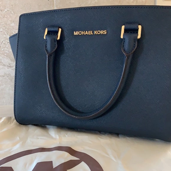 Michael Kors Selma - Picture 2 of 14